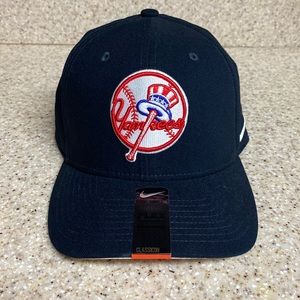 NWT Nike Navy blue Yankees Hat